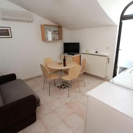 Milena Apartment *